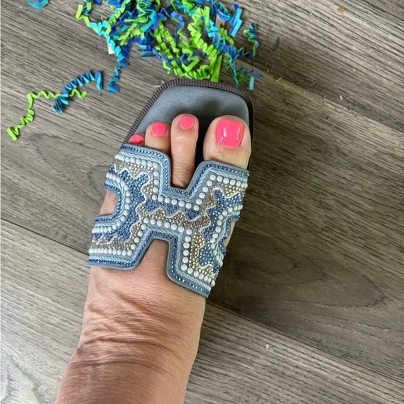 Madden Girl Blue and Tan Chevron Sandals - Picture 2 of 5